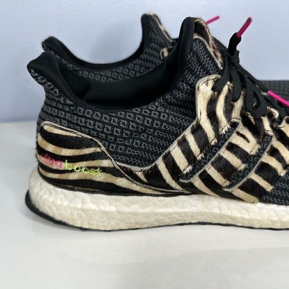 Adidas UltraBoost DNA Running Shoes Animal Pack Zebra FZ2730 Men's Size 11.5 - Picture 4 of 9